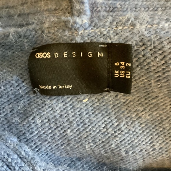 Cute button up cardigan - Picture 2 of 2